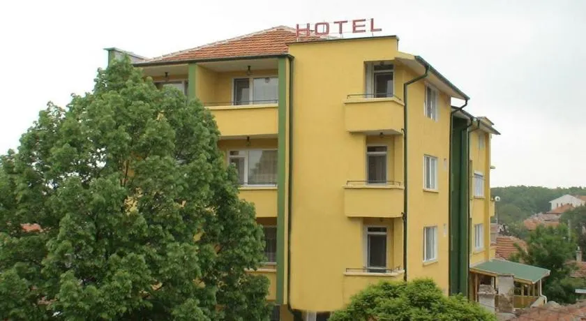Hotel Triumph - Image 1