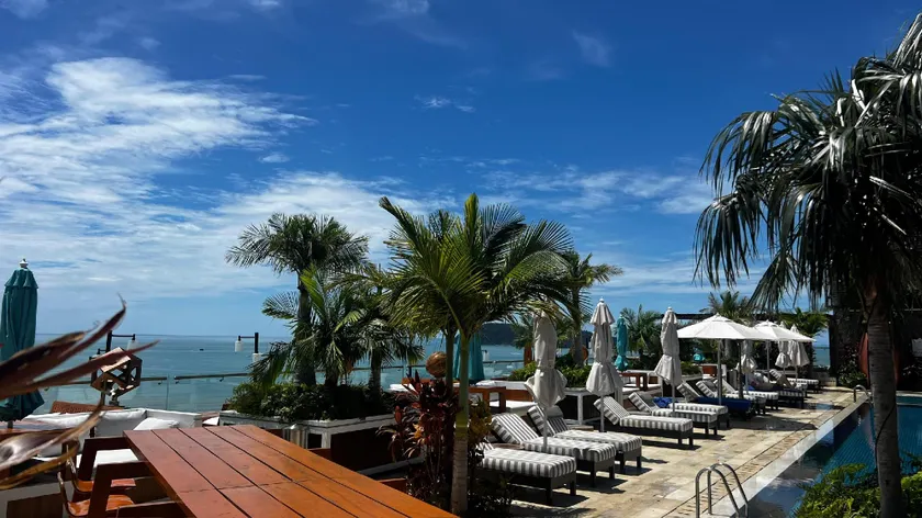 Lavanya Sea View Apartment with Resort Access - Image 1