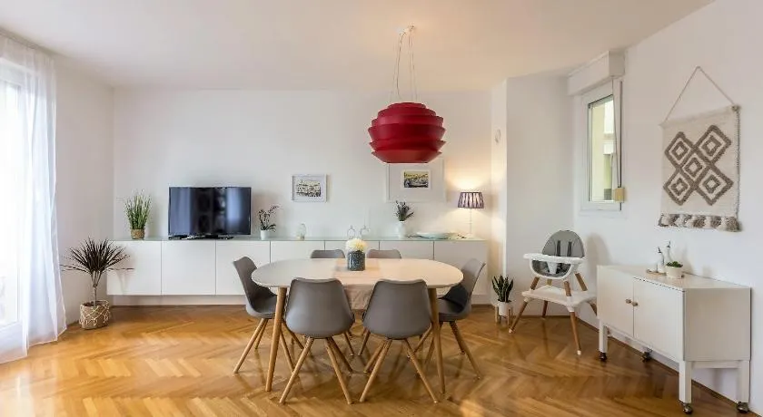 SUMMER SPOT apartment Split Centar - Image 1