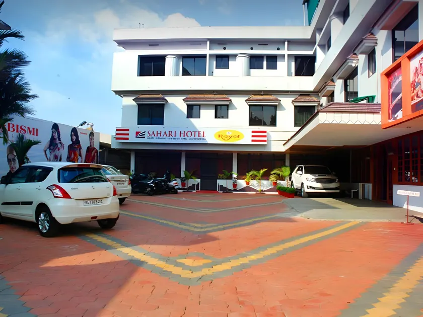Sahari Hotel - Image 1