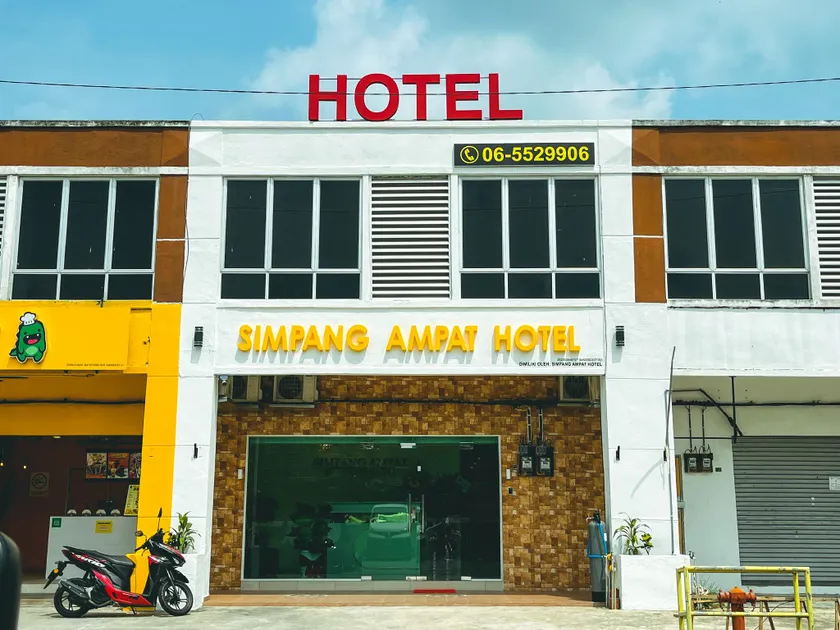 Simpang Ampat Hotel - Image 1