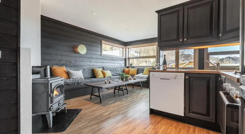 Skiers Lodge 2 - Saga Apartments - Image 1
