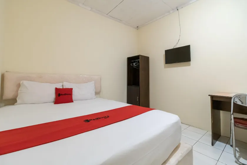 RedDoorz Syariah At Jalan Raflesia Nusa Indah Bengkulu - Image 1