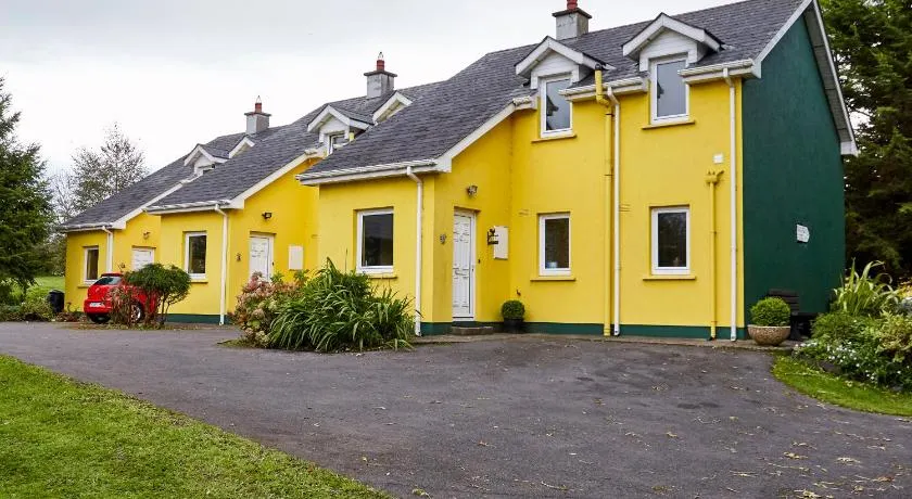 Mount Brandon Cottages Graiguenamanagh - Image 1