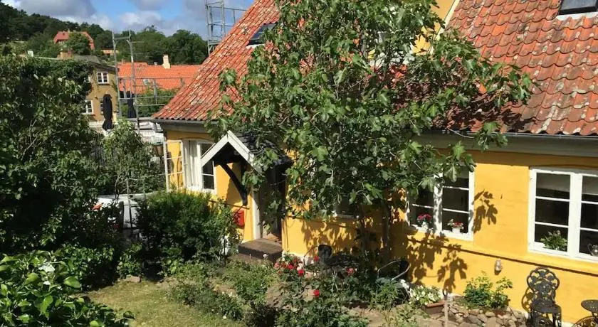 CHARMING FARM HOUSE IN GUDHJEM - Image 1
