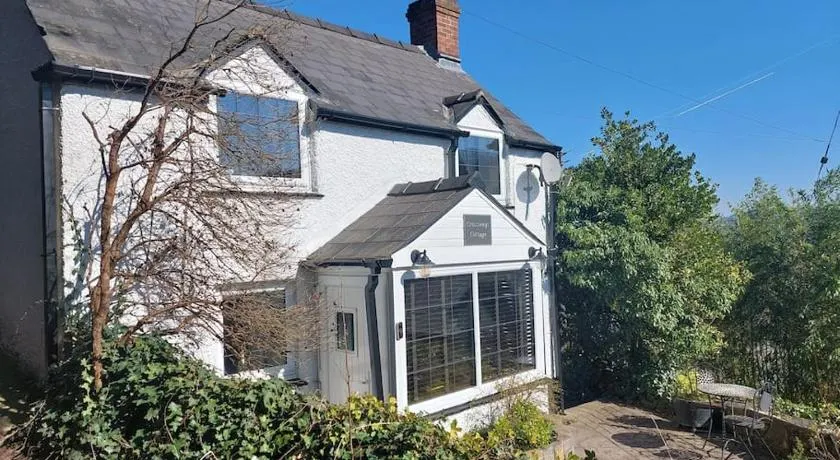 Crossways Cottage & hot tub - Symonds Yat - Image 1