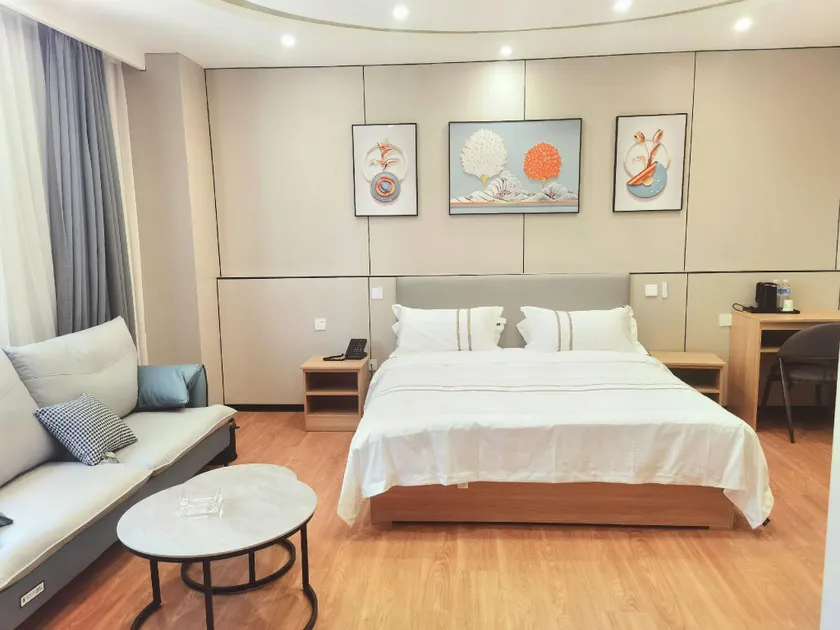 Golden Beach Smart Hotel (Cheng'an Bus Station Branch) - Image 1