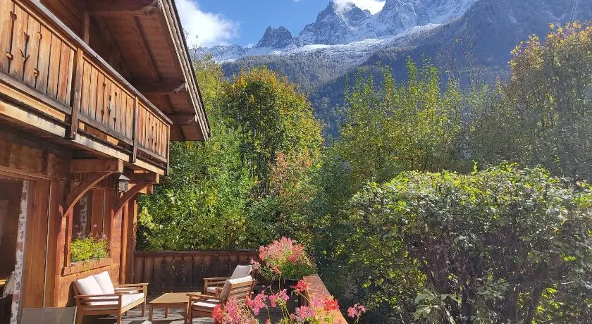 Chalet Altitude 1057 - Image 1