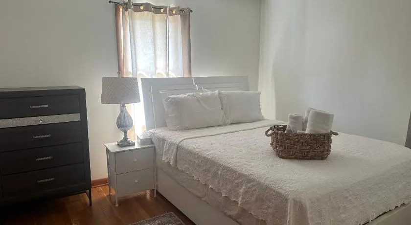 Sharuns Vacation House - Image 1