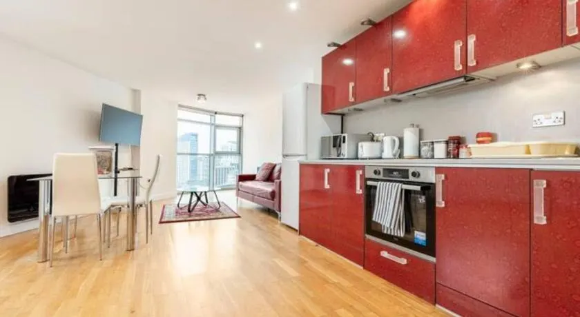Superior Apartment In Cardiff City Centre - Image 1