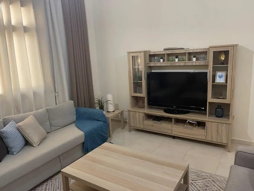 Lovely 1-bedroom apartment with 2 bathrooms - Image 1