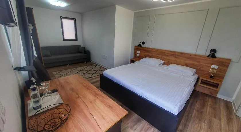 Vily Luxury Rooms - Image 1