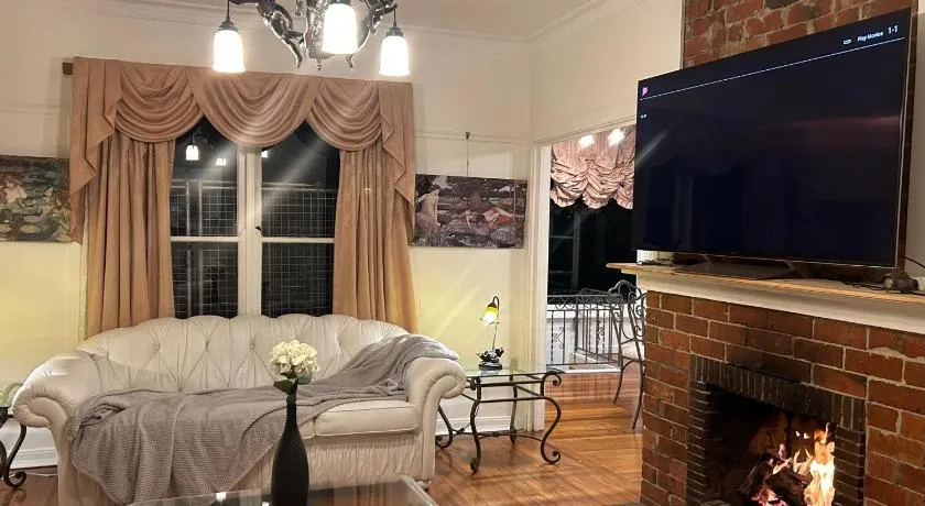 The Sister Cottage - Image 1