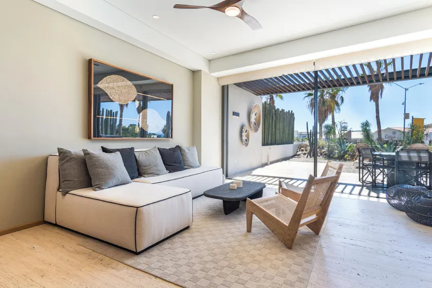 Punto Nima  Luxury Condos - Image 1