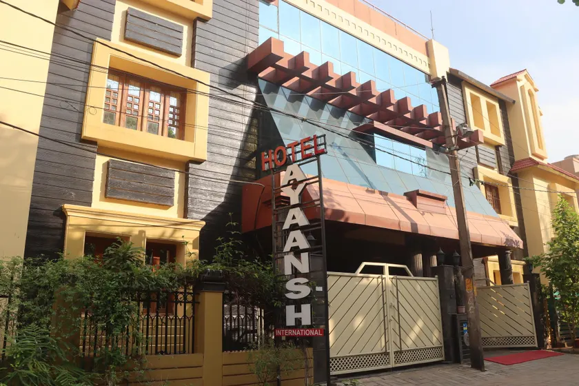 Hotel Ayaansh International - Image 1