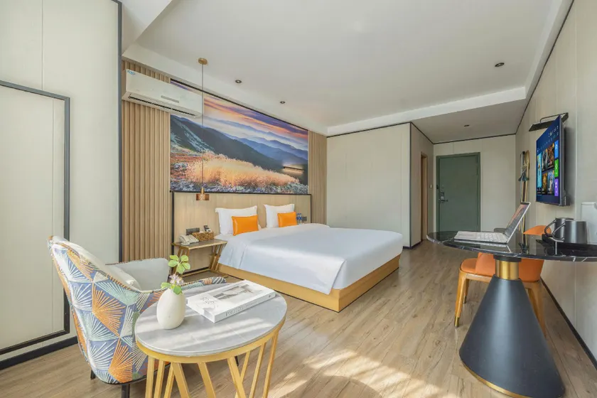 Rose Art Hotel (Impression City Dongyu Night Market Branch) - Image 1