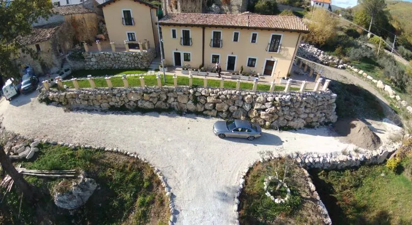 Borgo Donna Teresa - Image 1