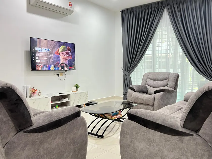 RainVista Homestay - Image 1