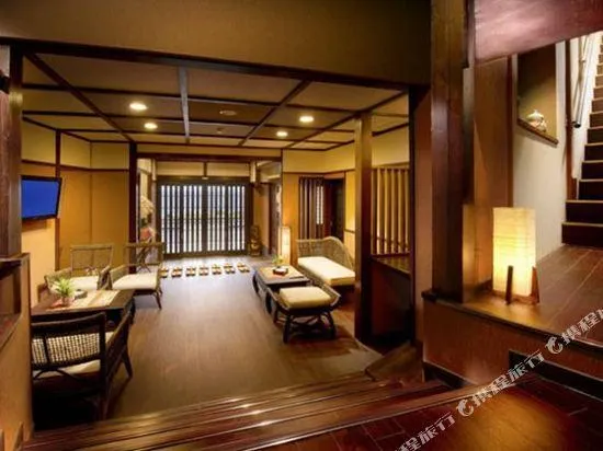 Mifunetei an Inn That Serves Conger Eel Cuisine - Image 1