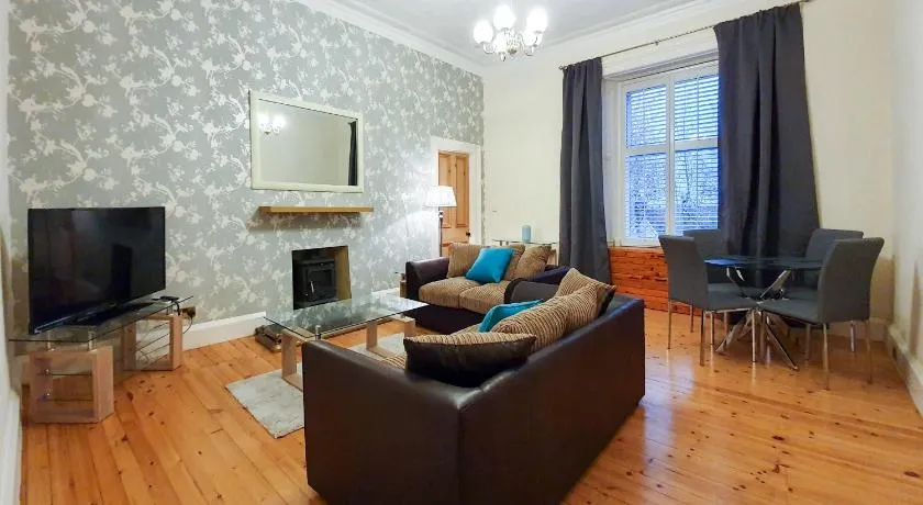 Linburn House Apartment - Image 1