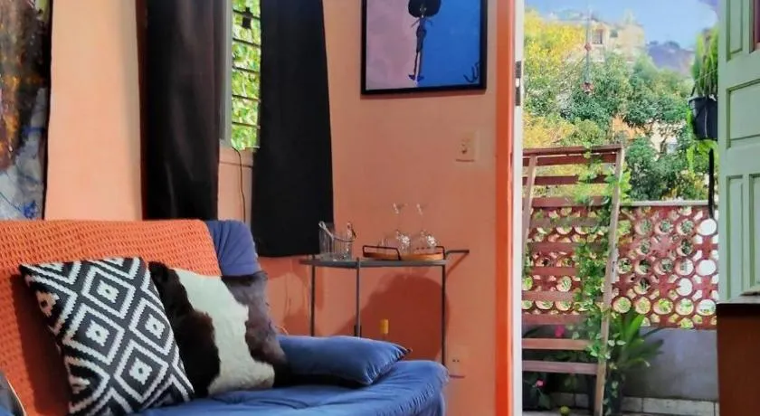 Casa Encanto - Artistic Guesthouse in Vidigal - Image 1