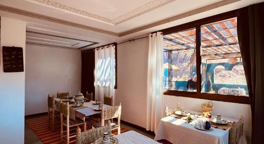 Hiking Nomads Guesthouse - Image 1