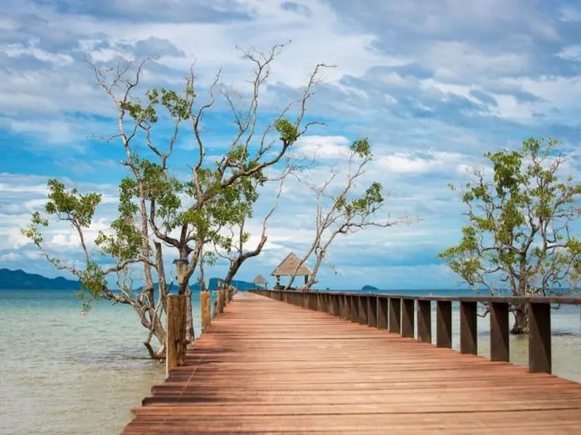 The Cinnamon & Saphan Sufan Resort, Koh Mak - Image 1