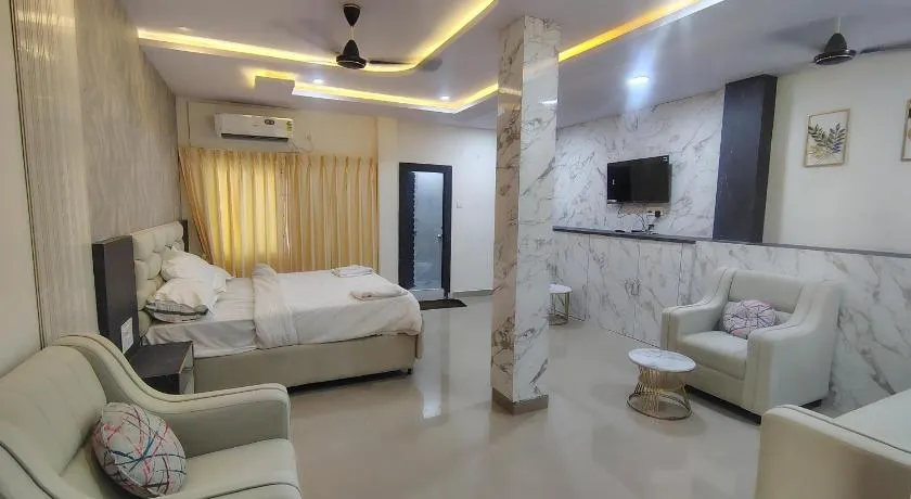 HoTEL MOKSHA GRAND - Image 1