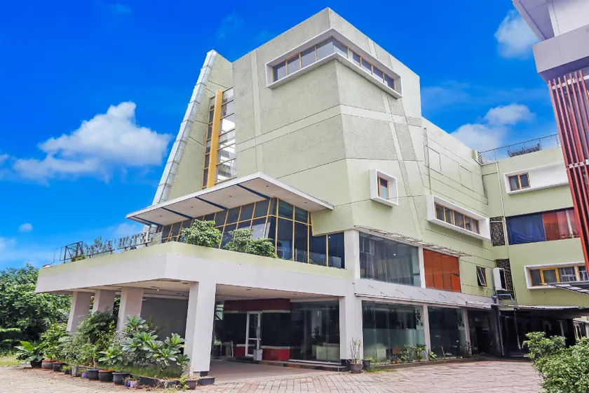 Hotel Pesona Cikarang 6 Hour Stay - Image 1