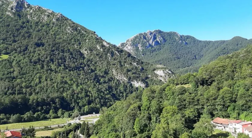 El Mirador de Redes, Campo de Caso, Asturias - Image 1