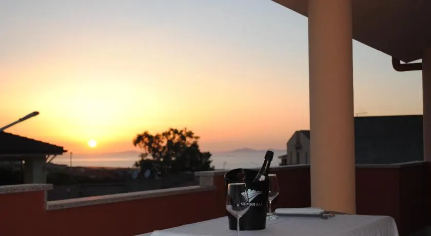La Terrazza sul Golfo - Image 1