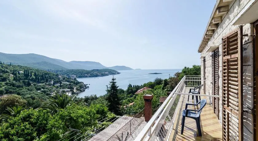 Villa Peragić  - Image 1