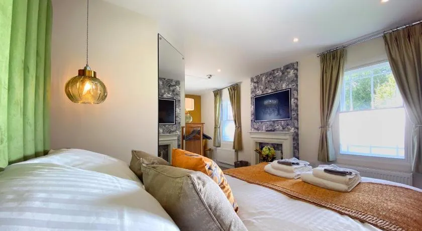 Hambrook House Canterbury - NEW luxury guest house with ESPA Spa complex - Image 1