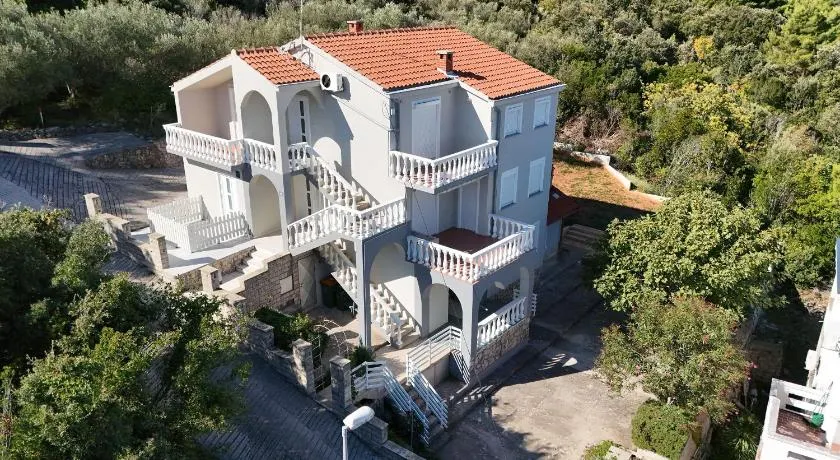 Apartment Nada - Image 1