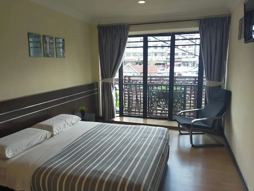 Hong Kong Hotel - Image 1