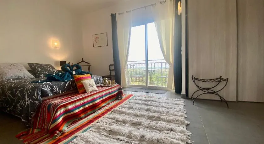 Guest-house de l’amandier - Vue cité médiévale - Image 1
