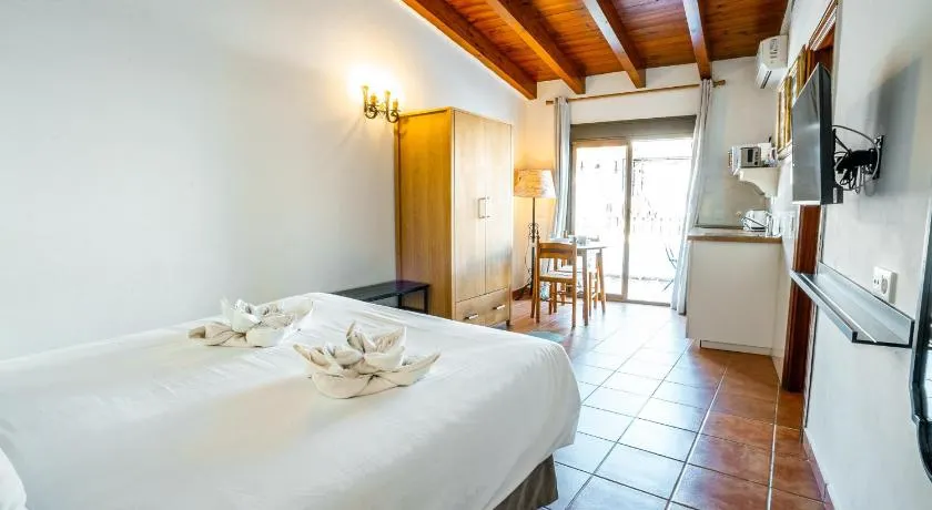 Marbella Village - Image 1