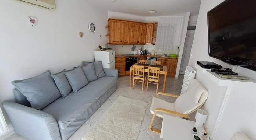 Plázs Apartman Balatonlelle - Image 1