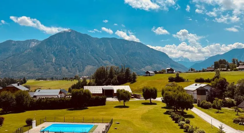 GAMSBLICK - Traumhaftes Bergpanorama, Parkplatz & Pool - Image 1