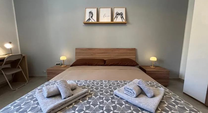 Sweet House - Image 1