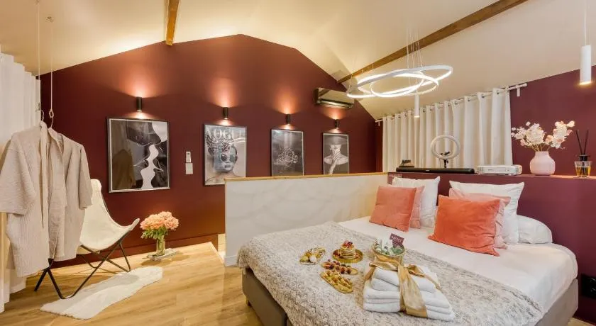 Chambre XXL, Luxueux, Home Cinéma, Jardin - Image 1