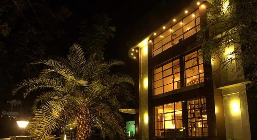 HOTEL LA SERENE Mattannur - Image 1