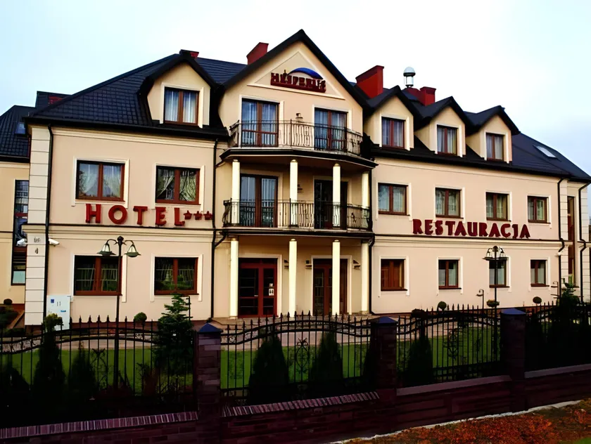 Hotel Hesperus - Image 1