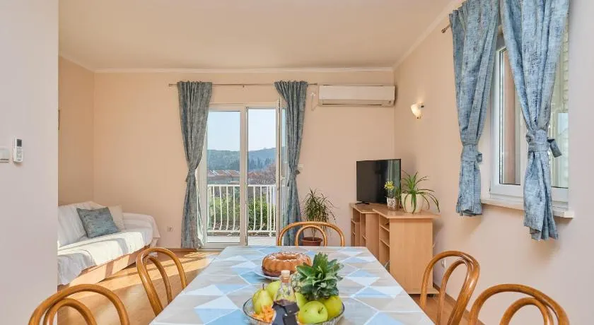 Apartment Marijana - Image 1