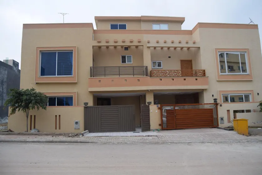 Ameer Hamza Guest House امير حمزه گیسٹ ھائوس - Image 1