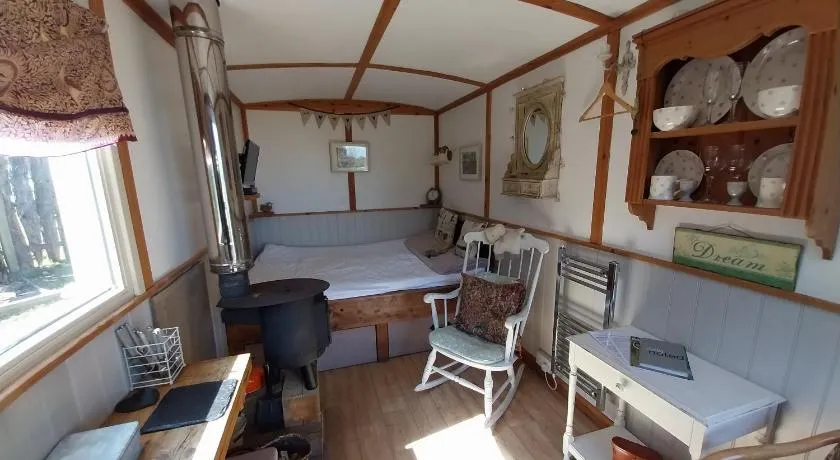 Meadowbeck Holiday Cottages - Image 1