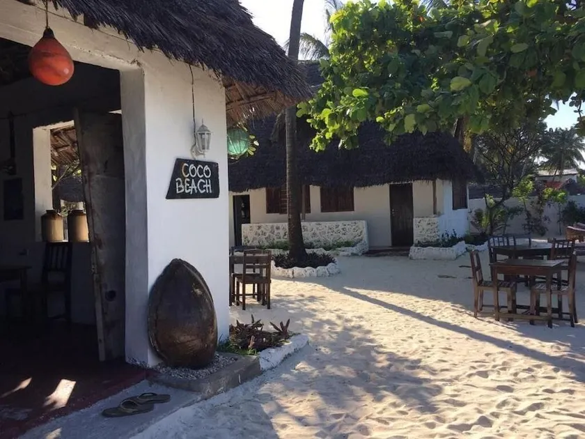 Coco Beach Hotel - Image 1