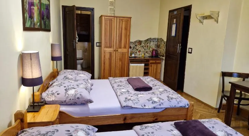 Indalo Rooms - Image 1