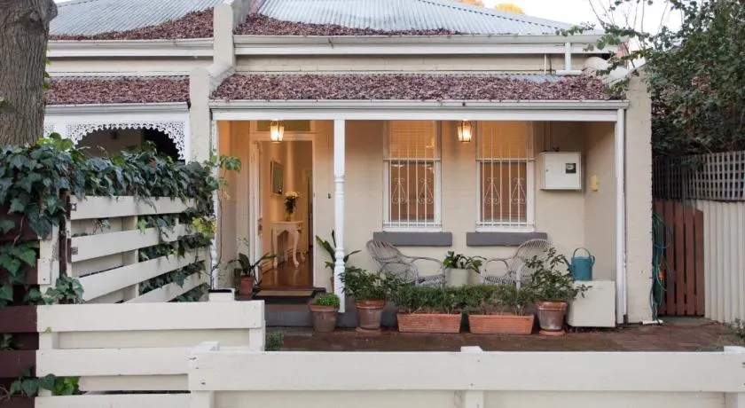 Gorgeous Subiaco cottage - Image 1
