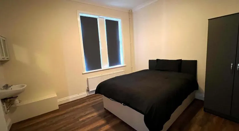 Atherley Rooms - Image 1